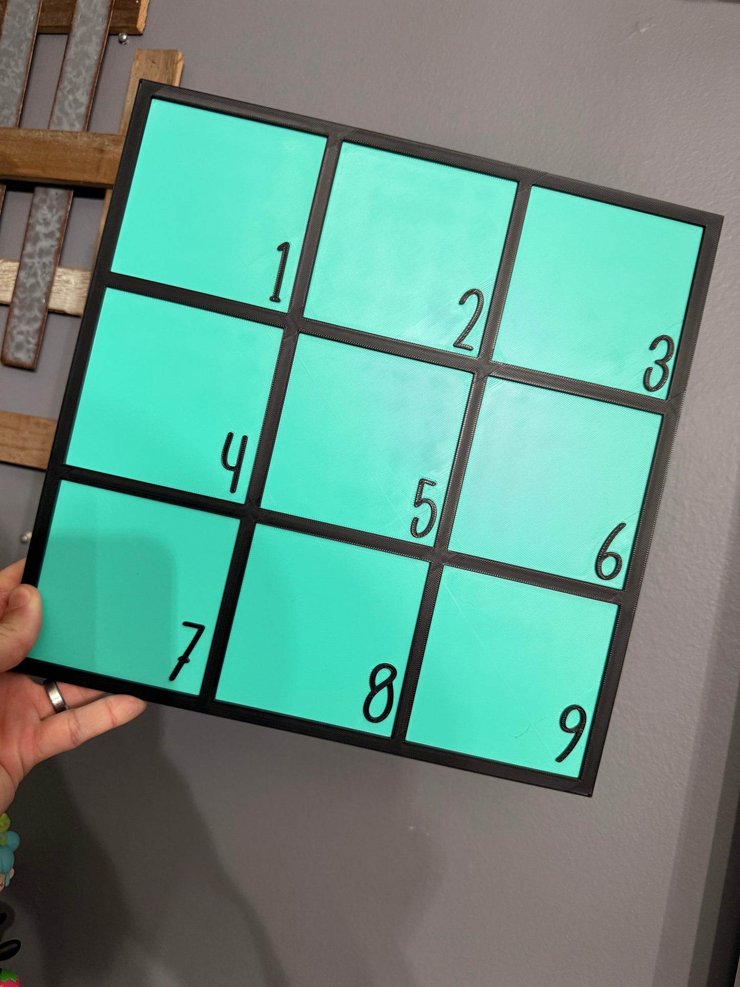 Claim board 1-9